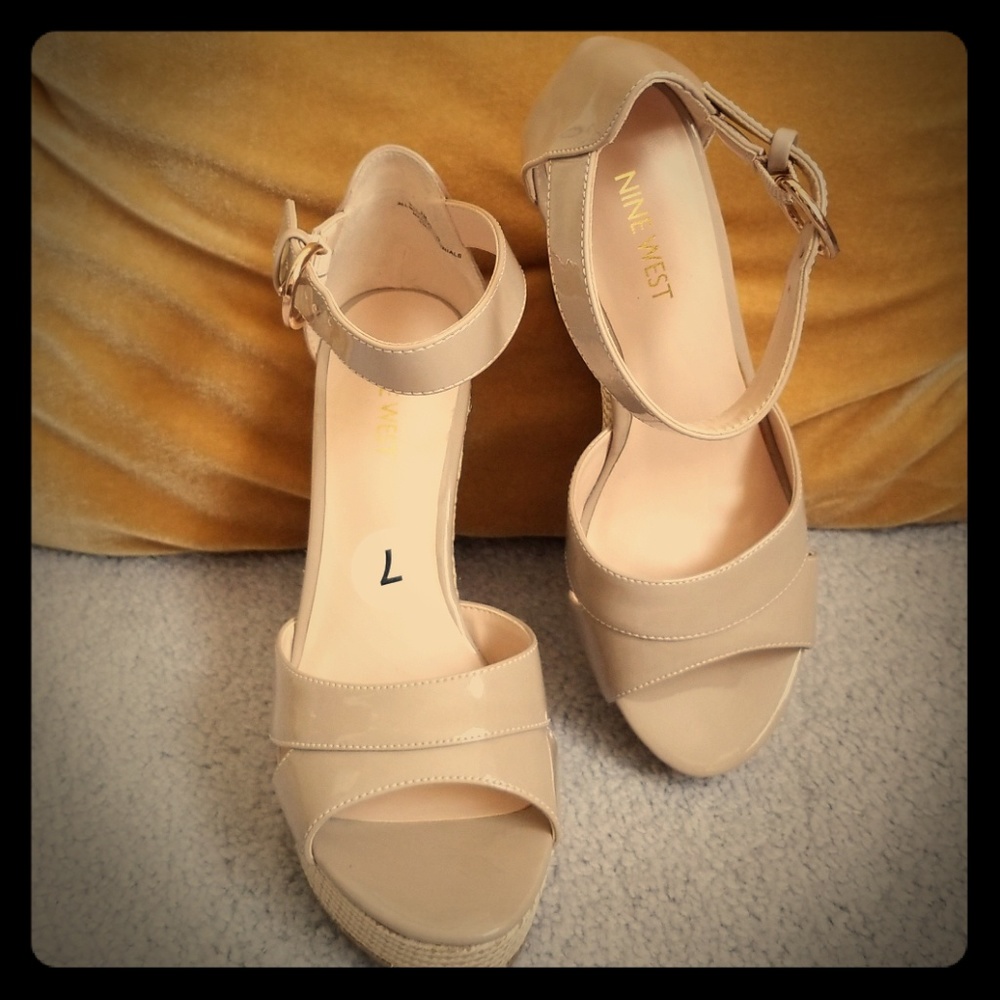 FINAL PRICE! Nine West "Freeland" Platform Sandal!